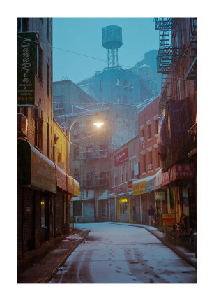 Chinatown No7 by artist Niklas Porter in size 50x70 cm. Affordable art sold in Open Edition.