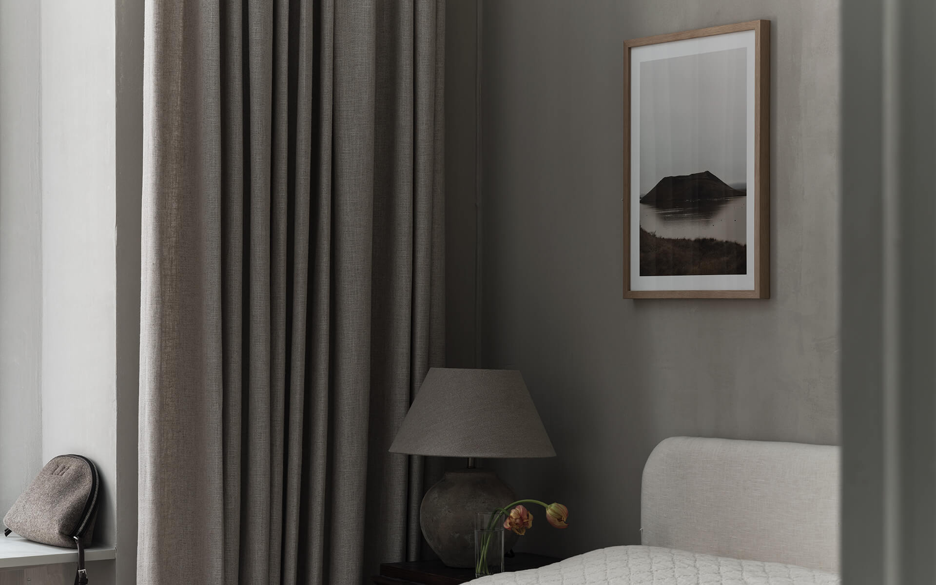 Shallow bay in the bedroom of @aninterioraffair, mounted in oak frame.